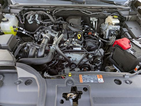 Certified 2024 Ford Ranger Lariat w/ FX4 Off-Road Package image 17