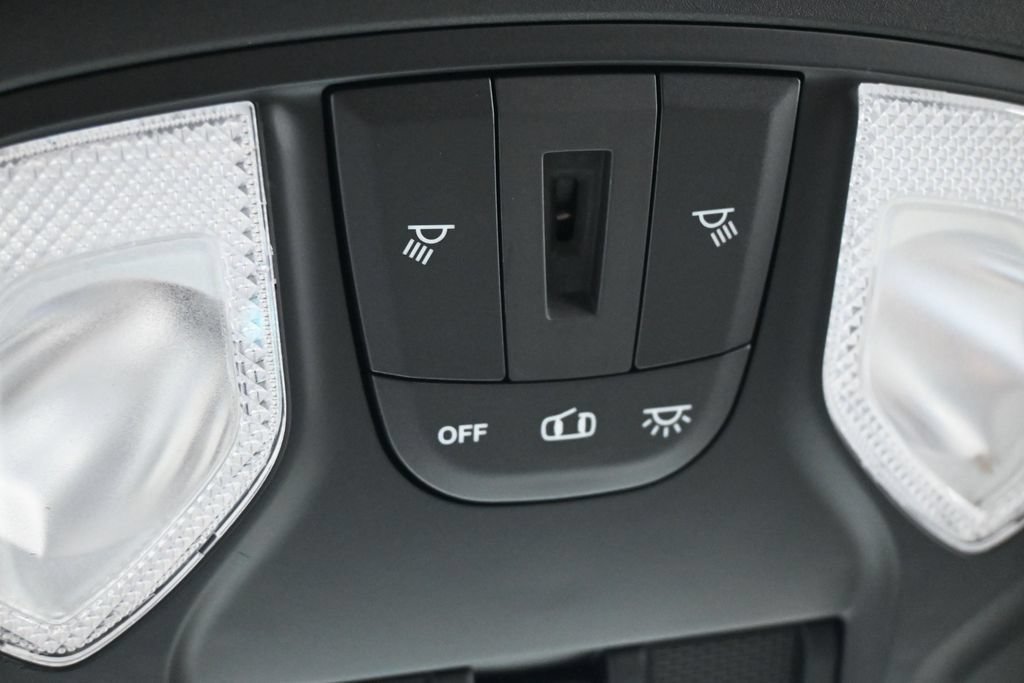 Used 2021 RAM 1500 Big Horn RWD image 31