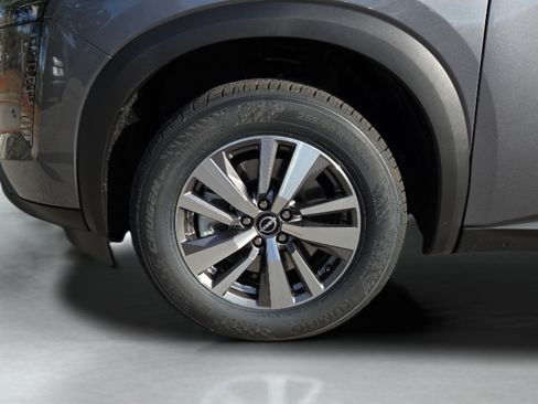 Certified 2026 Nissan Pathfinder SL AWD/4WD image 26