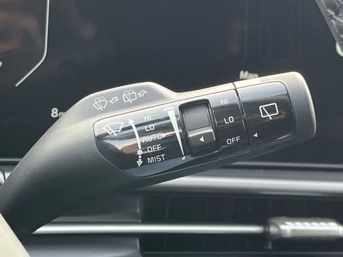 New 2026 Kia Sportage SX FWD image 38