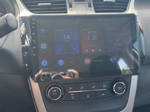 Used 2015 Nissan Sentra S image 17