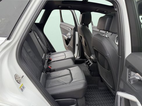 Used 2021 Audi Q3 2.0T Premium w/ Convenience Package image 27