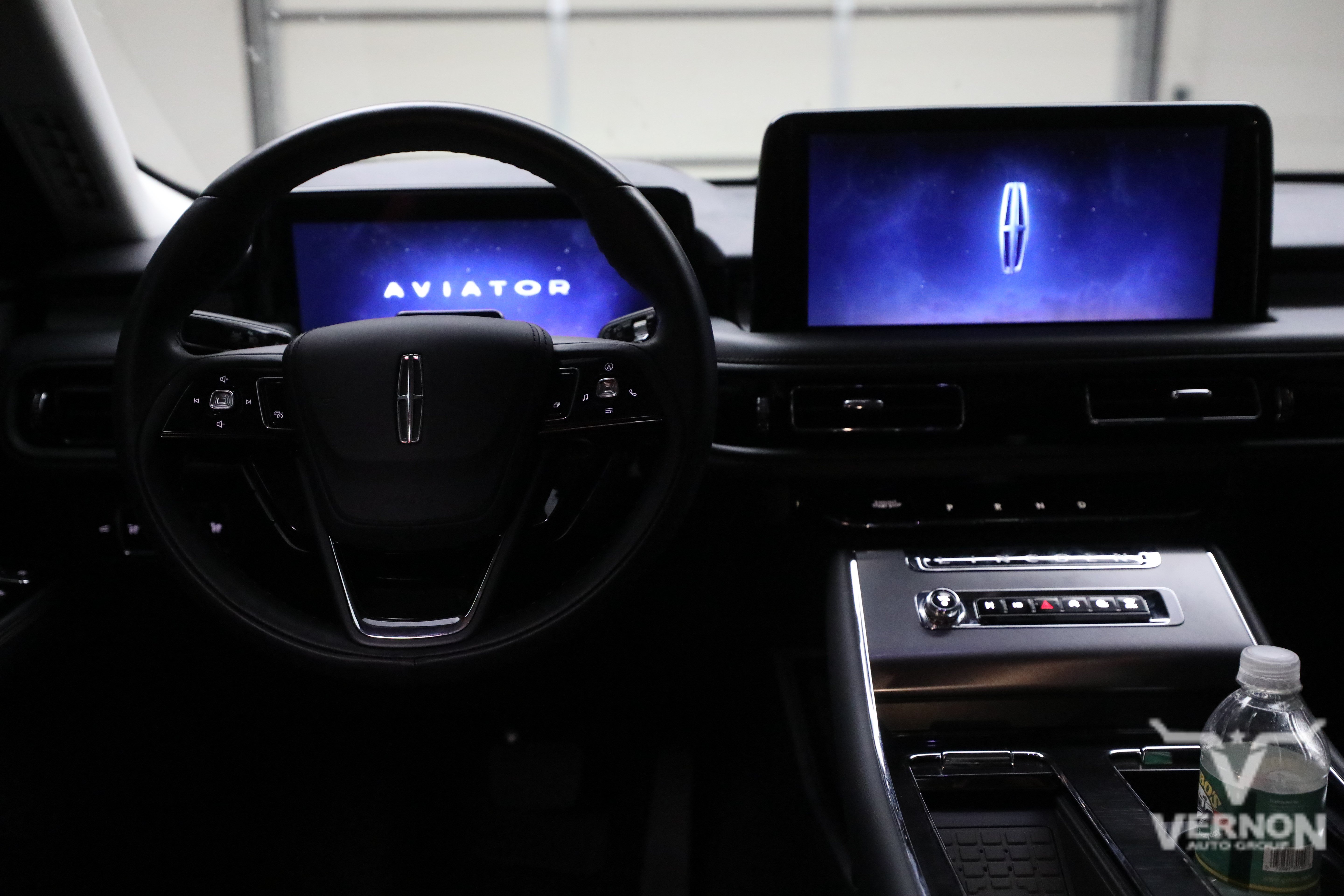 Used 2025 Lincoln Aviator AWD w/ Equipment Group 101A image 8