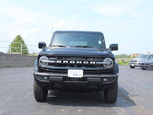 New 2025 Ford Bronco Outer Banks image 8