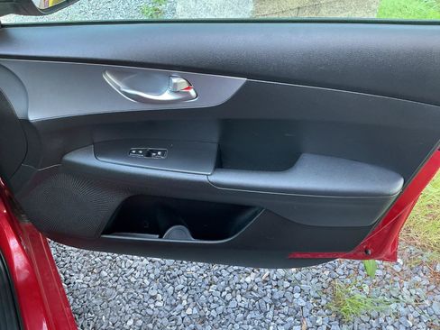 Used 2023 Kia Forte LXS FWD image 20