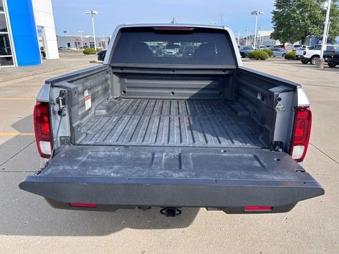 Used 2019 Honda Ridgeline Sport image 4
