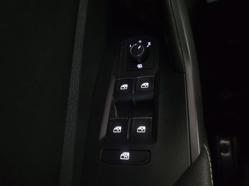 Used 2024 Volkswagen Jetta Sport image 27