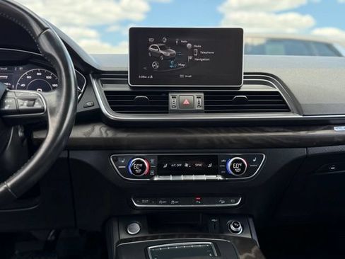 Used 2018 Audi Q5 2.0T Premium Plus w/ Premium Plus Package AWD/4WD image 21