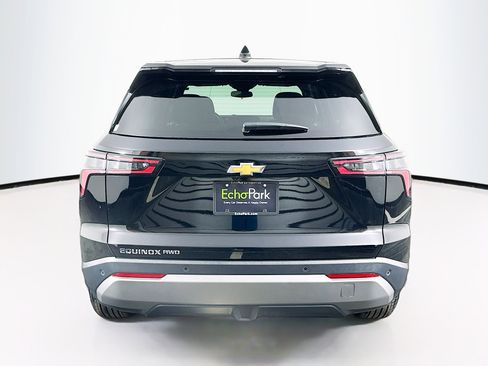Used 2025 Chevrolet Equinox LT AWD/4WD image 7