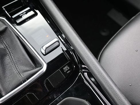 New 2026 Jeep Compass Latitude image 24