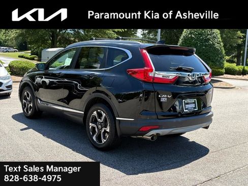 Used 2017 Honda CR-V Touring image 4