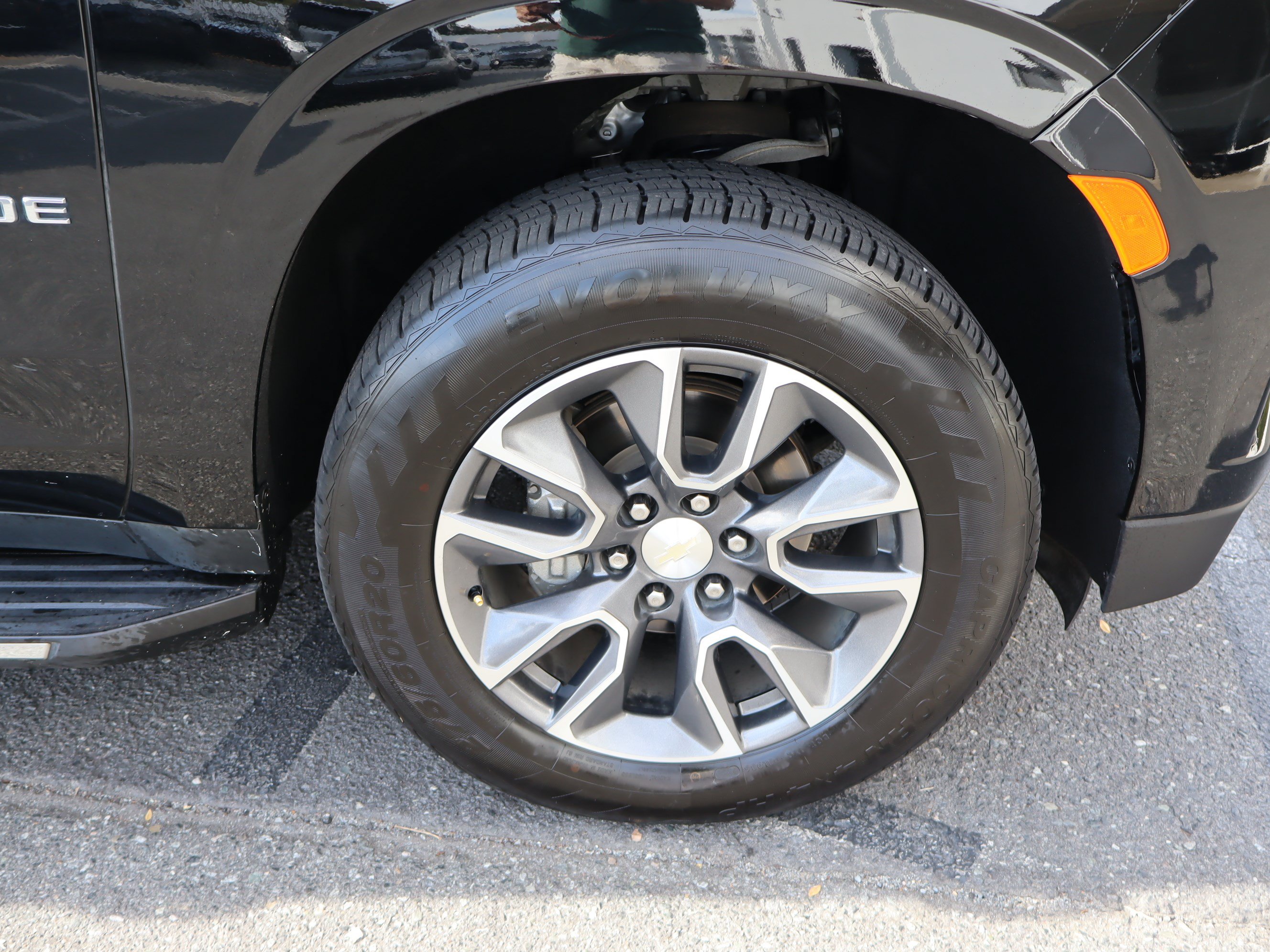 Used 2021 Chevrolet Tahoe LT w/ LT Signature Package RWD image 40