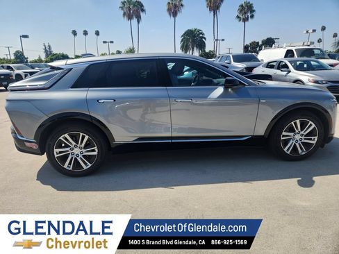 Used 2024 Cadillac Lyriq Tech AWD/4WD image 7