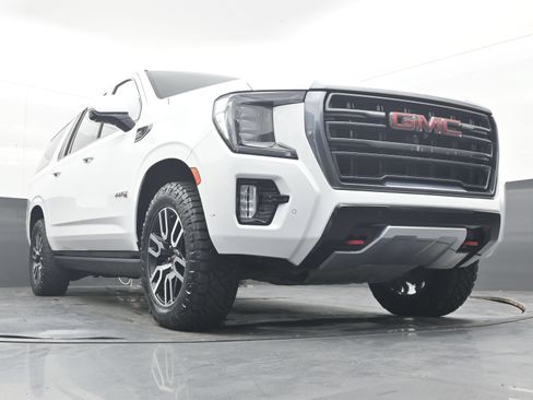 Used 2021 GMC Yukon XL AT4 w/ AT4 Premium Plus Package AWD/4WD image 24