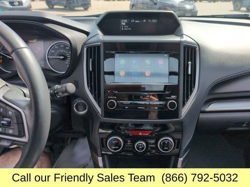 Used 2023 Subaru Forester Premium image 18