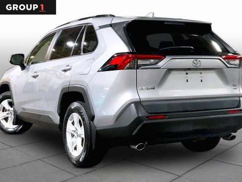 Used 2019 Toyota RAV4 XLE w/ Convenience Package AWD/4WD image 12