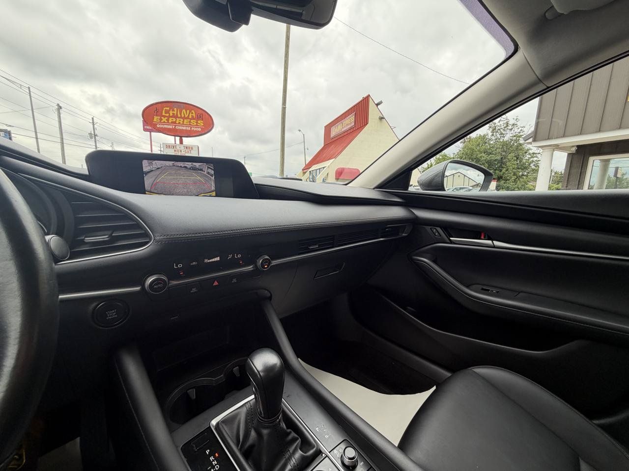 Used 2021 MAZDA MAZDA3 s FWD image 21