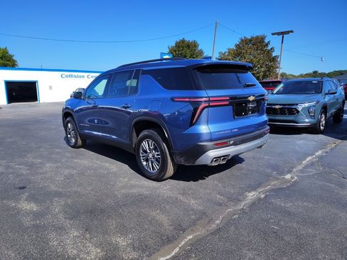 New 2026 Chevrolet Traverse LT w/ LPO, Floor Liner Package image 7