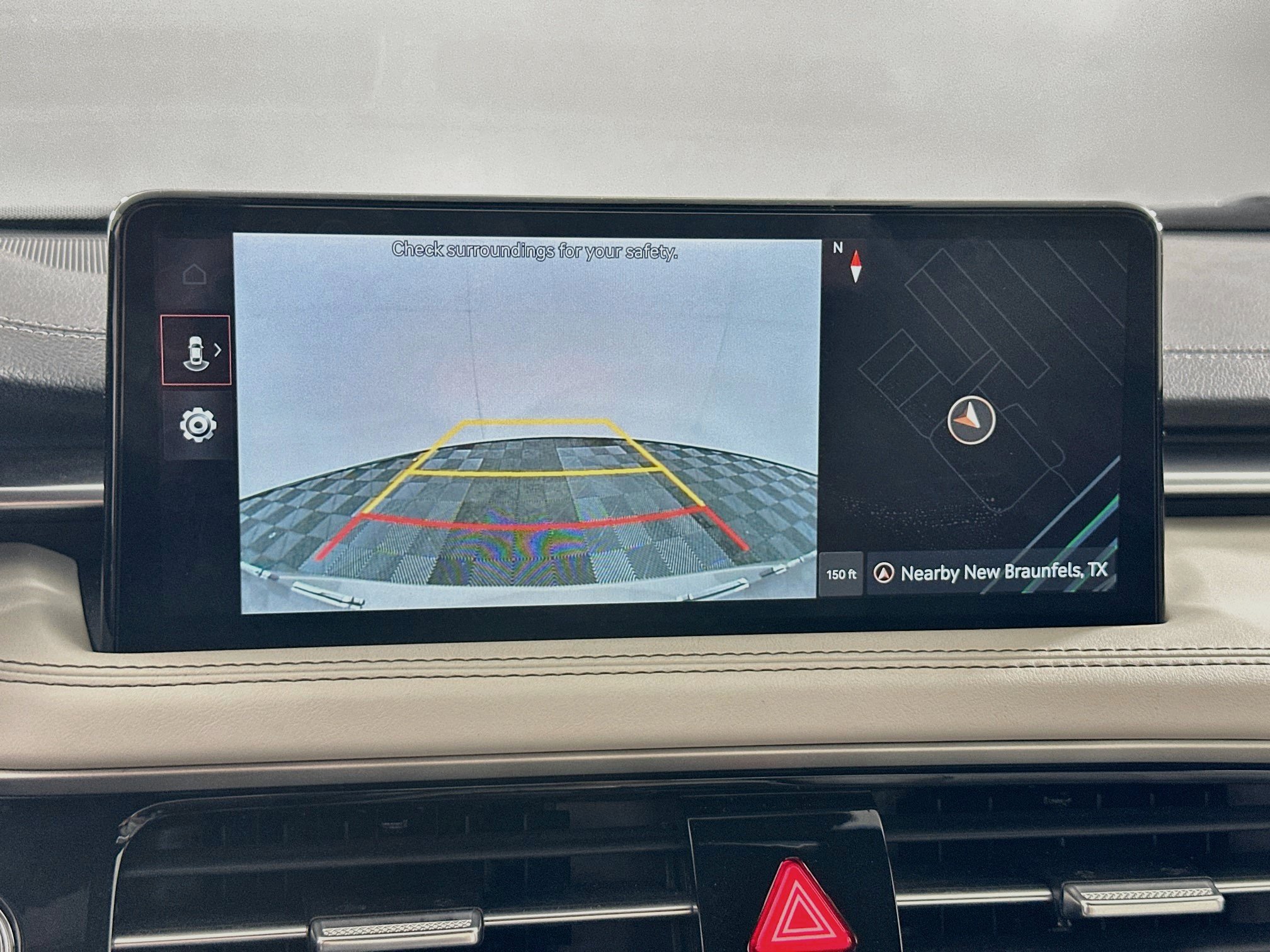 Used 2025 Genesis G70 2.5T RWD image 23