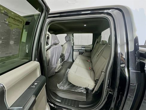 Used 2020 Ford F150 XLT w/ Equipment Group 302A Luxury image 23