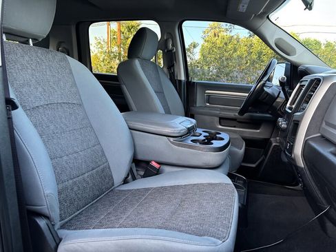 Used 2017 RAM 2500 Big Horn image 32