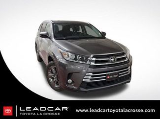 Used 2017 Toyota Highlander Limited Platinum video 1