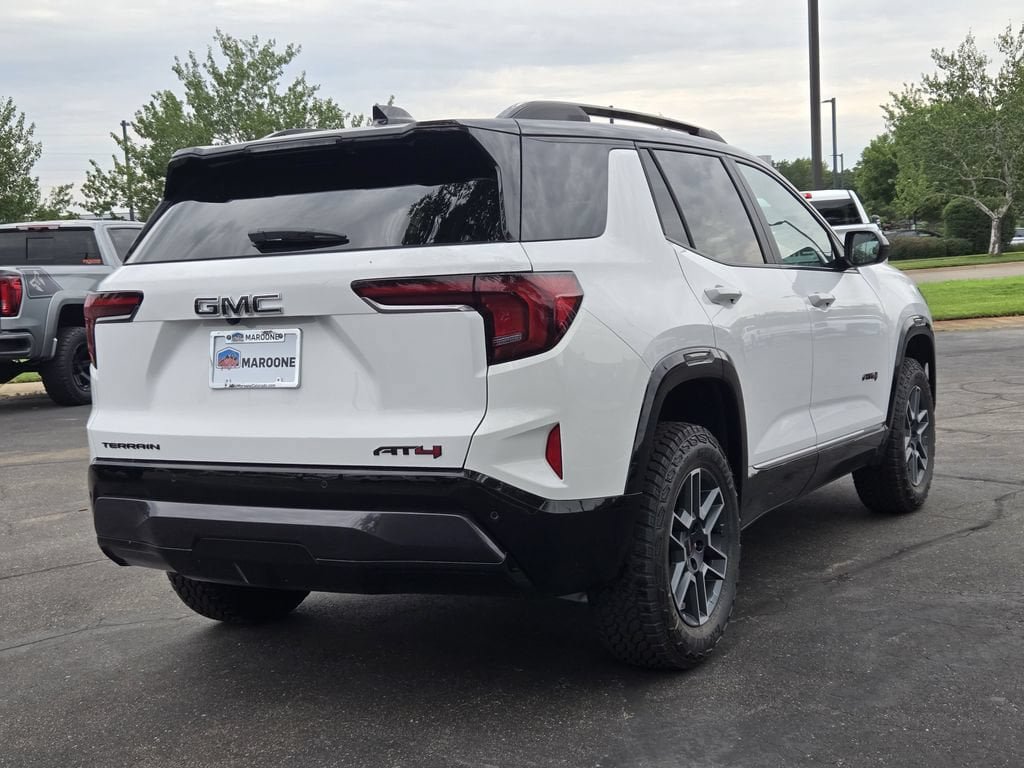 New 2027 GMC Terrain AT4 w/ Convenience Package III AWD/4WD image 4
