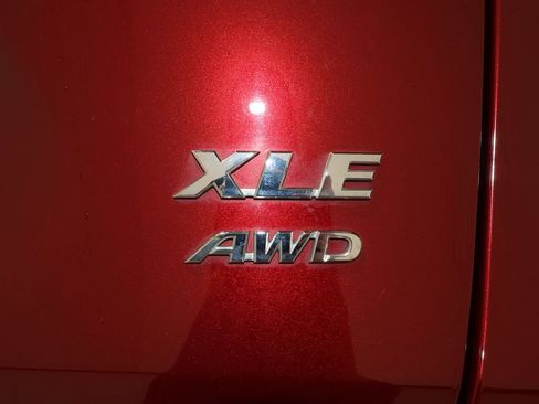 Used 2025 Toyota RAV4 XLE image 35