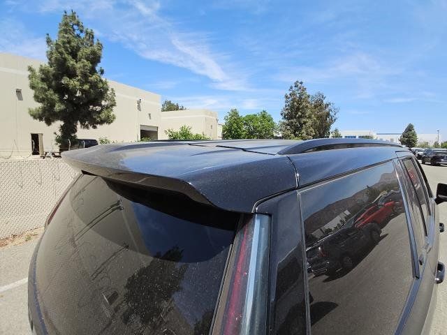 Used 2022 Cadillac Escalade Premium Luxury RWD image 20