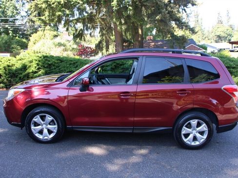 Used 2015 Subaru Forester 2.5i Premium w/ Popular Package #2 AWD/4WD image 13