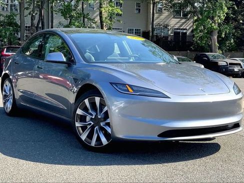 Used 2025 Tesla Model 3 Long Range RWD image 1
