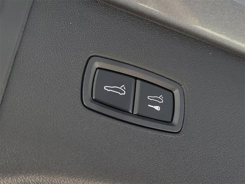 New 2026 Porsche Cayenne image 18