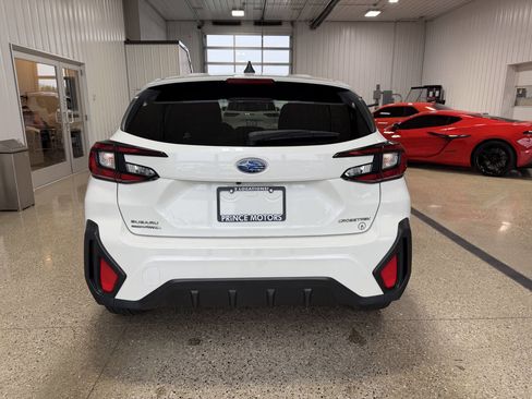 Used 2024 Subaru Crosstrek 2.0i AWD/4WD image 4