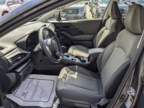 Used 2024 Subaru Crosstrek 2.0i Premium w/ Crosstrek Mirror Package AWD/4WD image 22