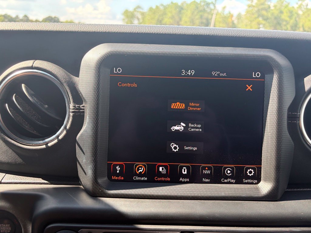 Used 2023 Jeep Wrangler Unlimited Sahara AWD/4WD image 23
