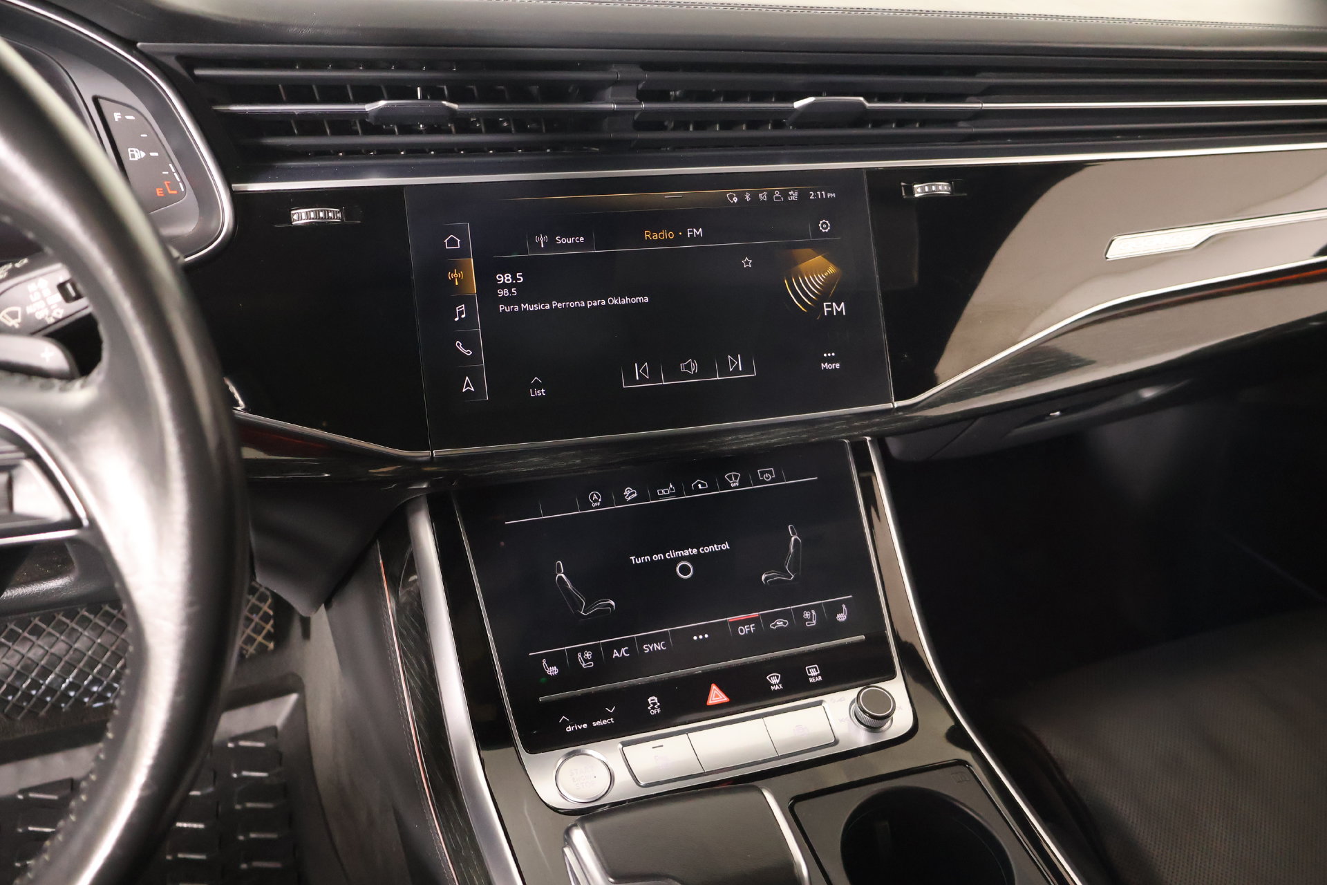 Used 2020 Audi Q8 Prestige w/ Prestige Package AWD/4WD image 5