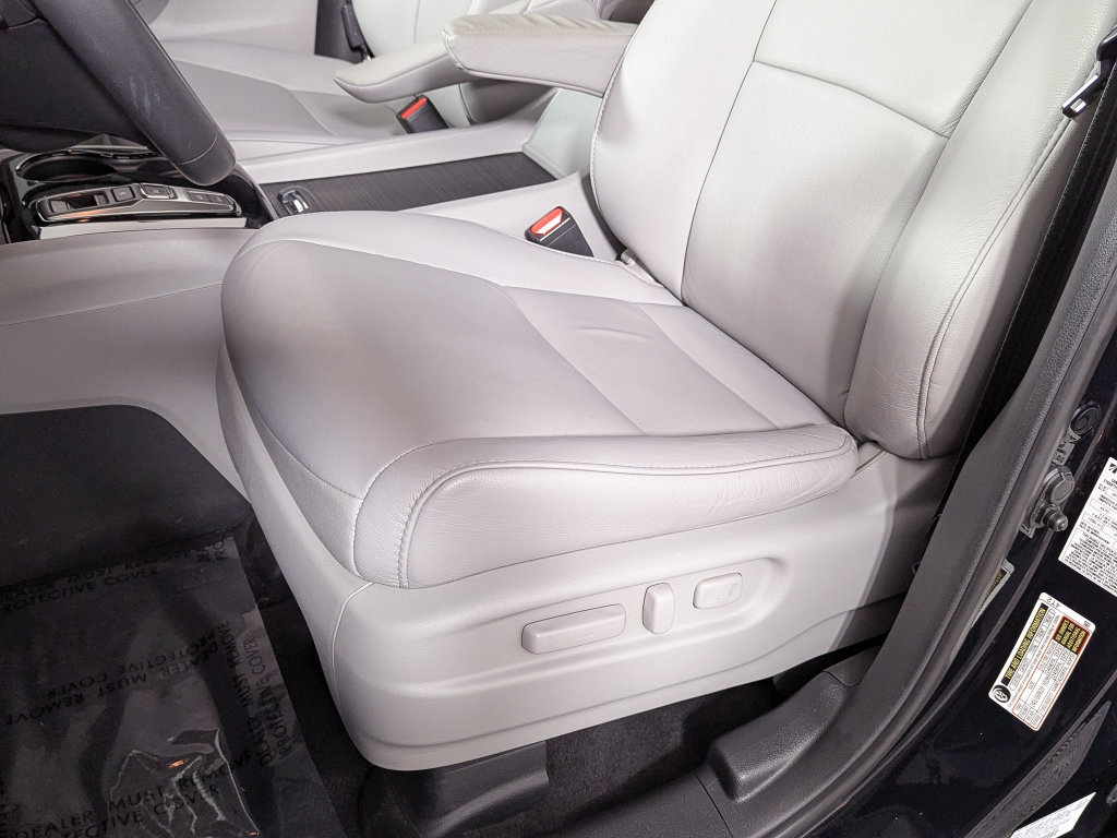 Used 2017 Honda Pilot Touring image 17