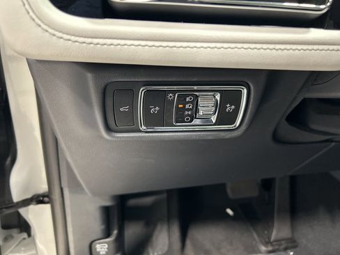 New 2026 Lincoln Aviator AWD image 11