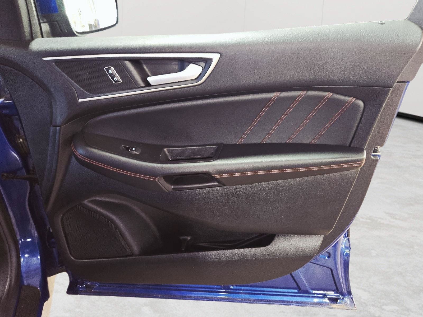 Used 2024 Ford Edge ST-Line AWD/4WD image 63