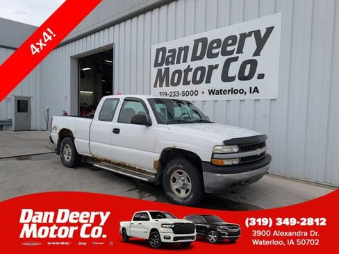 Used 2002 Chevrolet Silverado 1500 4x4 Extended Cab image 1