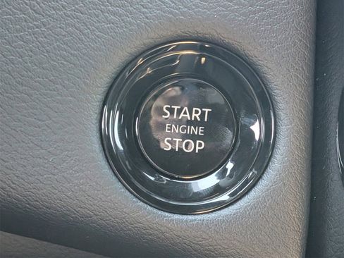 New 2026 Nissan Armada SL image 16