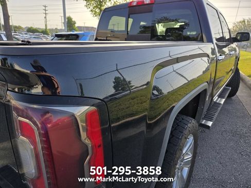 Used 2018 GMC Sierra 1500 SLT AWD/4WD image 8
