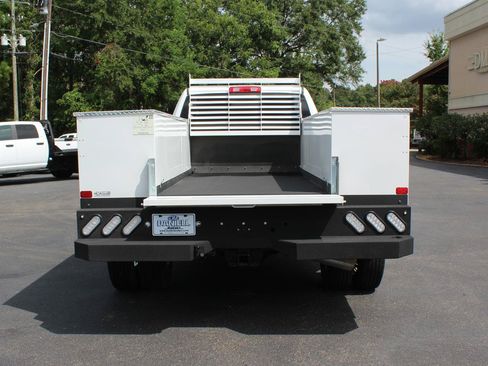 Used 2024 RAM 3500 Tradesman AWD/4WD image 15