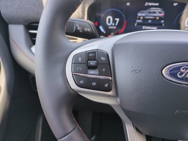 New 2026 Ford Explorer Active RWD image 27