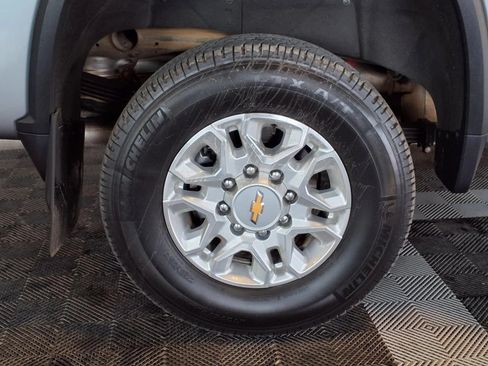 Used 2024 Chevrolet Silverado 2500 LTZ w/ LTZ Plus Package AWD/4WD image 8