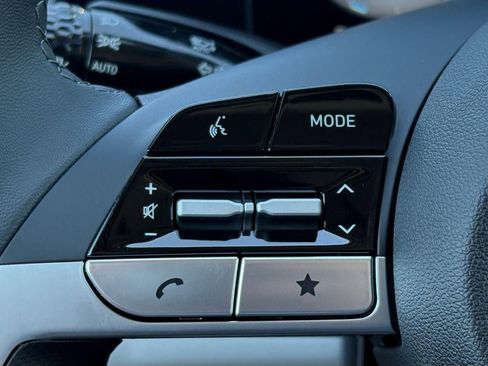 New 2026 Hyundai Elantra Limited FWD image 50