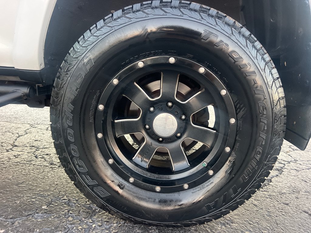 Used 2017 Toyota 4Runner SR5 Premium AWD/4WD image 37