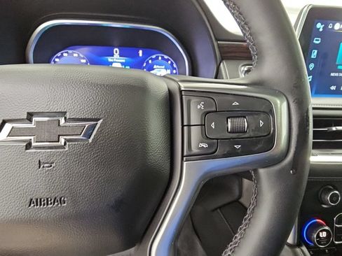 Used 2023 Chevrolet Tahoe Z71 w/ Luxury Package AWD/4WD image 29