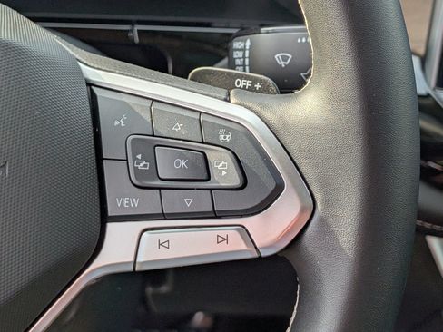 Used 2026 Volkswagen Atlas SE w/ Panoramic Sunroof Package FWD image 25