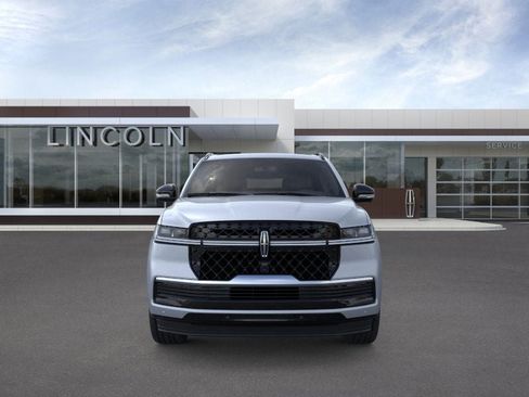 New 2026 Lincoln Navigator L Reserve AWD/4WD image 7